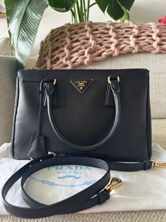 AUTHENTIC PRADA GALLIERA BLACK SAFFIANO 2 WAY BAG