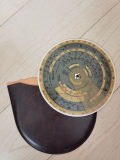 （分類：）位於 。 由 christophernolan 提交（商品編號 1220366140，圖片 1）。簡介： 。