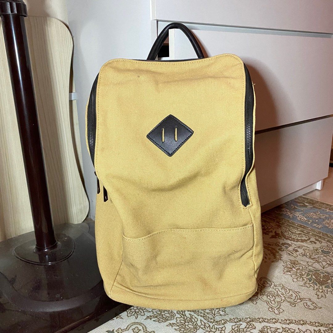 Zalora backpack store