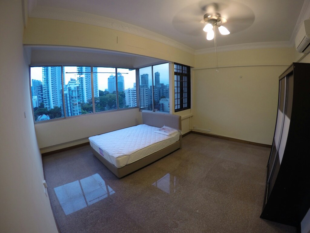 (Category: ) located in . Submitted by aekkoh (Listing ID 1220402676, Image 1). Description: .