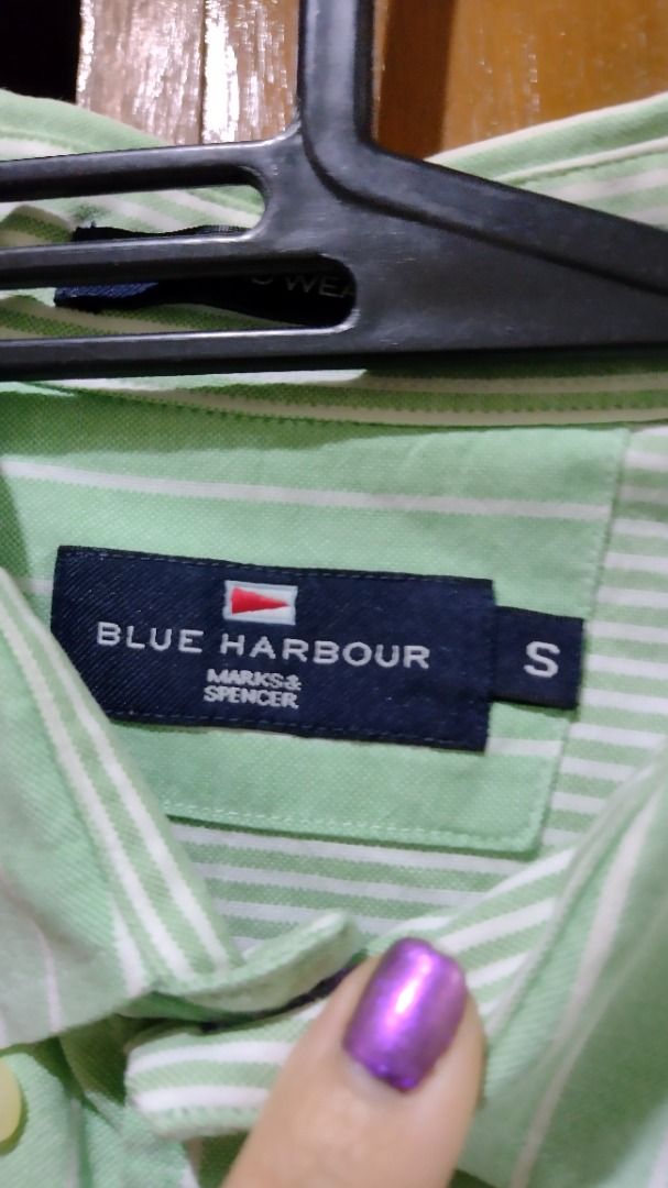 Blue Harbour (Marks & Spencer) Small Green stripes (Category: Formal Shirts) located in Santa Rosa. Submitted by declutterphils (Listing ID 1220501539, Image 2). Description: Blue Harbour (Marks & Spencer) Small Green stripes Hi! I'm located at Sta Rosa Laguna Deal Method: Pick up or shipping only (thru lalamove or shopee checkout) upon buyer's expense Modes of Payment thru gcash or bank transfer.