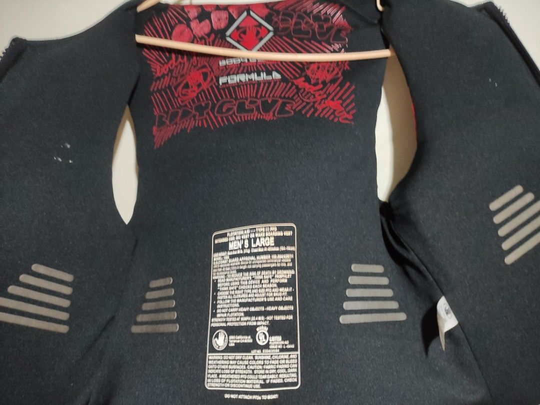 Body Glove Life Vest for men (L) on Carousell