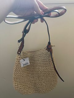 (Category: ) located in . Submitted by austraya (Listing ID 1220363763, Image 1). Description: .