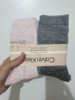 Calvin Klein 10 Pairs of crew socks fit to size 4 to 10 for women from Canada