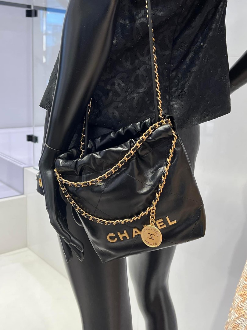 ORDER Chanel mini hobo bag Màu đen