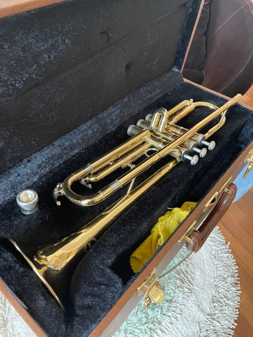 Chateau trumpet on sale