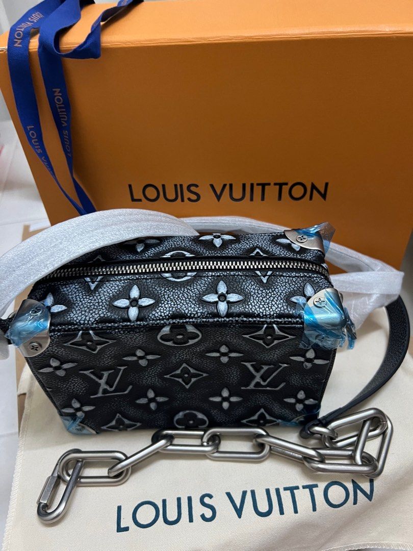 Blue lv bag hotsell mens
