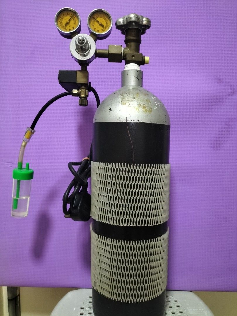 CO2 tank, Pet Supplies, Homes & Other Pet Accessories on Carousell
