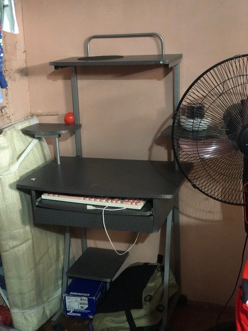 Computer Table, Furniture & Home Living, Office Furniture & Fixtures on Carousell