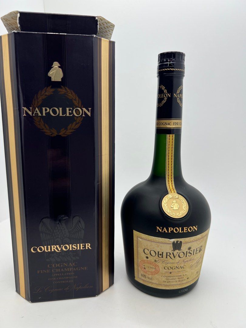 Courvoisier Napoleon Cognac 700ml 沙樽拿破侖, 嘢食& 嘢飲