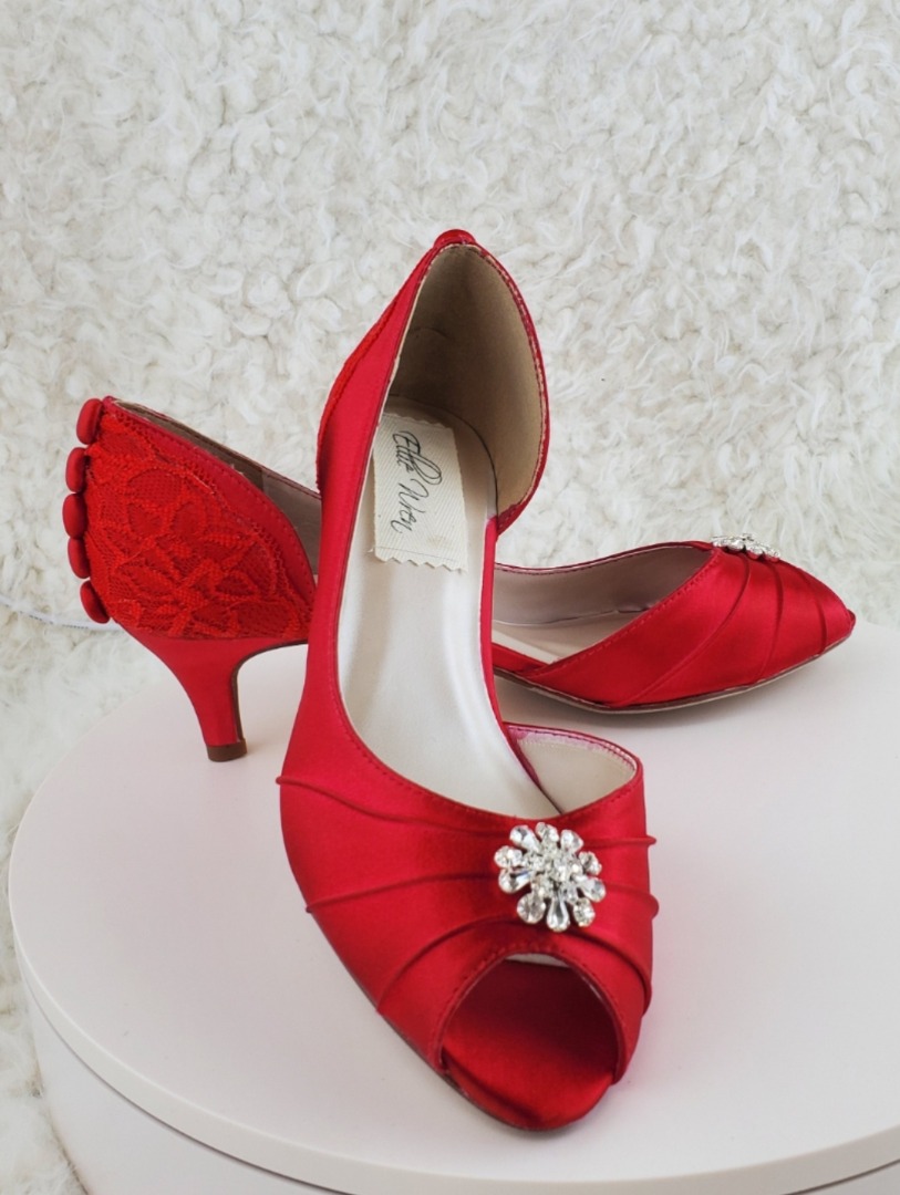 Ready stock* Ellie Wren Custom-made red pump heels with lace (low