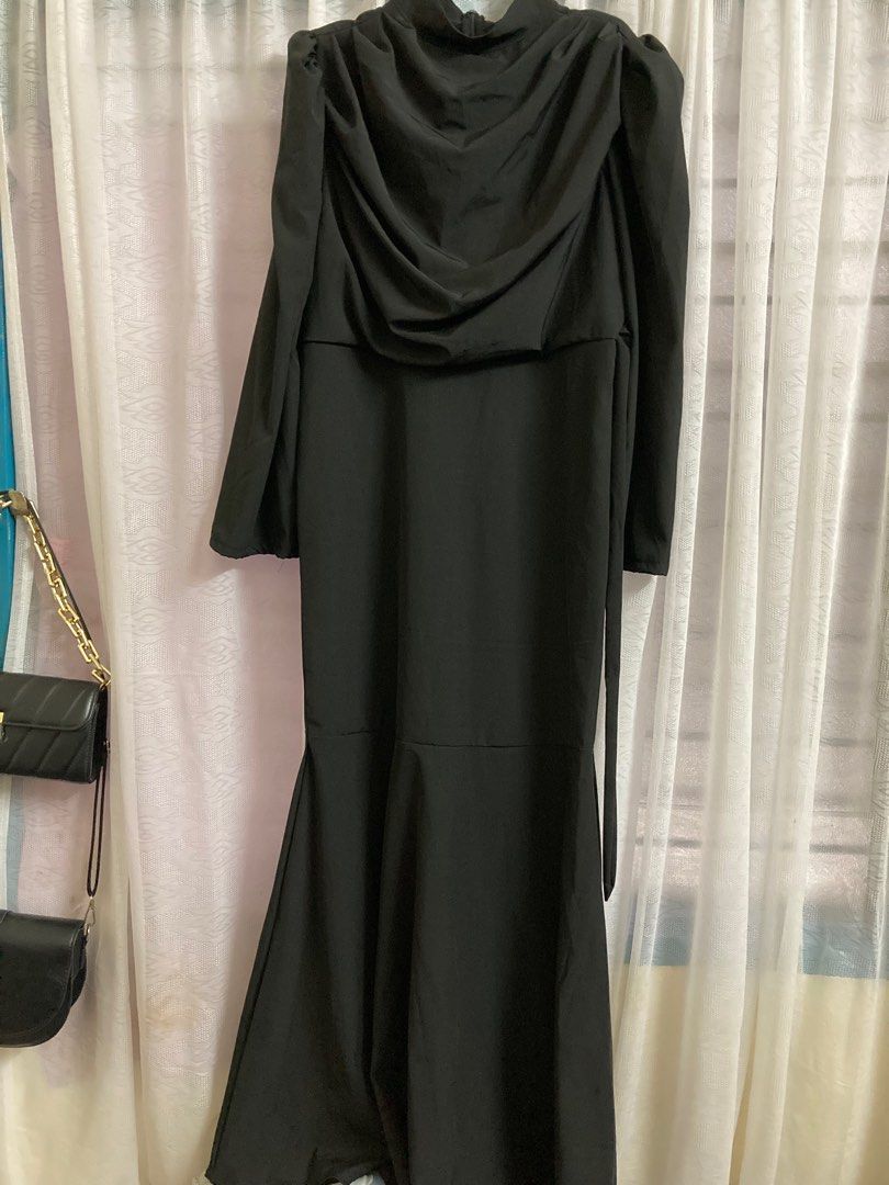 Dress hitam untuk dinner clearance