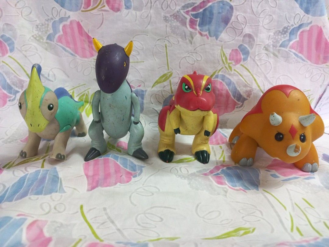 Dinosaur king on sale chomp plush