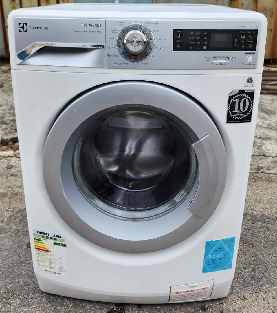 ELECTROLUX front load washing machine 7 kg, TV & Home Appliances