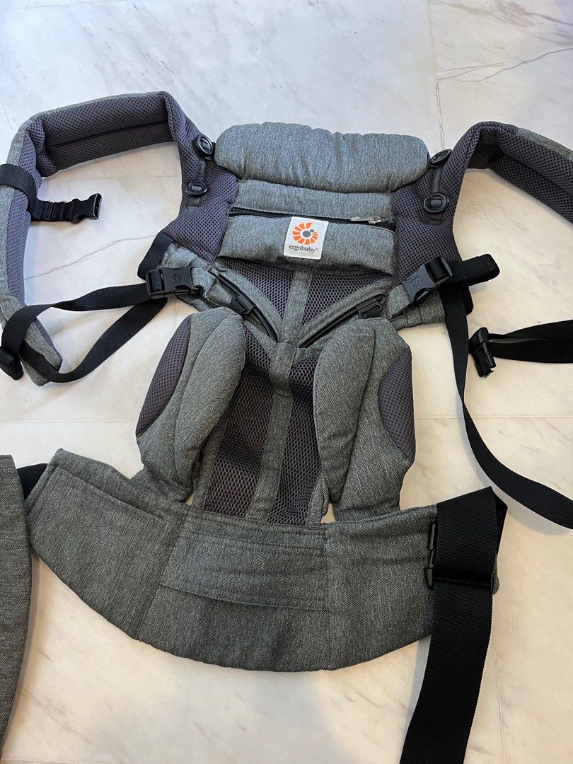 Ergobaby Carrier 360, Babies & Kids, Going Out, Carriers & Slings on