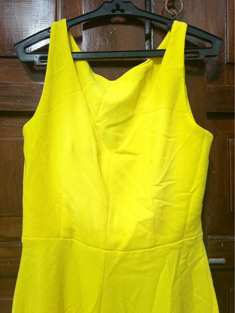 F&f yellow dress store
