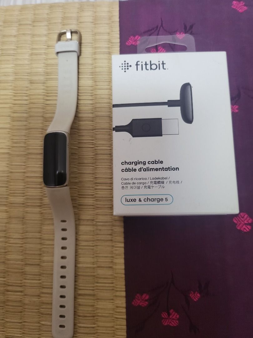 Fitbit charge hotsell 4 ladies