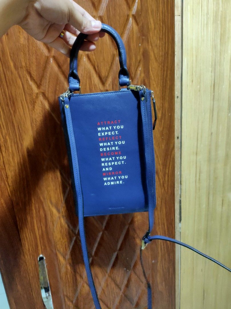 Gillivo Clutch/sling bag (Category: Cross-body Bags) located in Bulacan. Submitted by anjcorner (Listing ID 1220427176, Image 2). Description: has few dents in front.