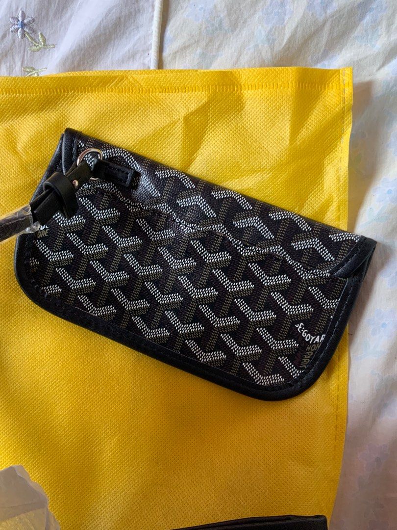 Goyard St. Louis celebrity tote (repriced), Women's Fashion, Bags &  Wallets, Tote Bags on Carousell