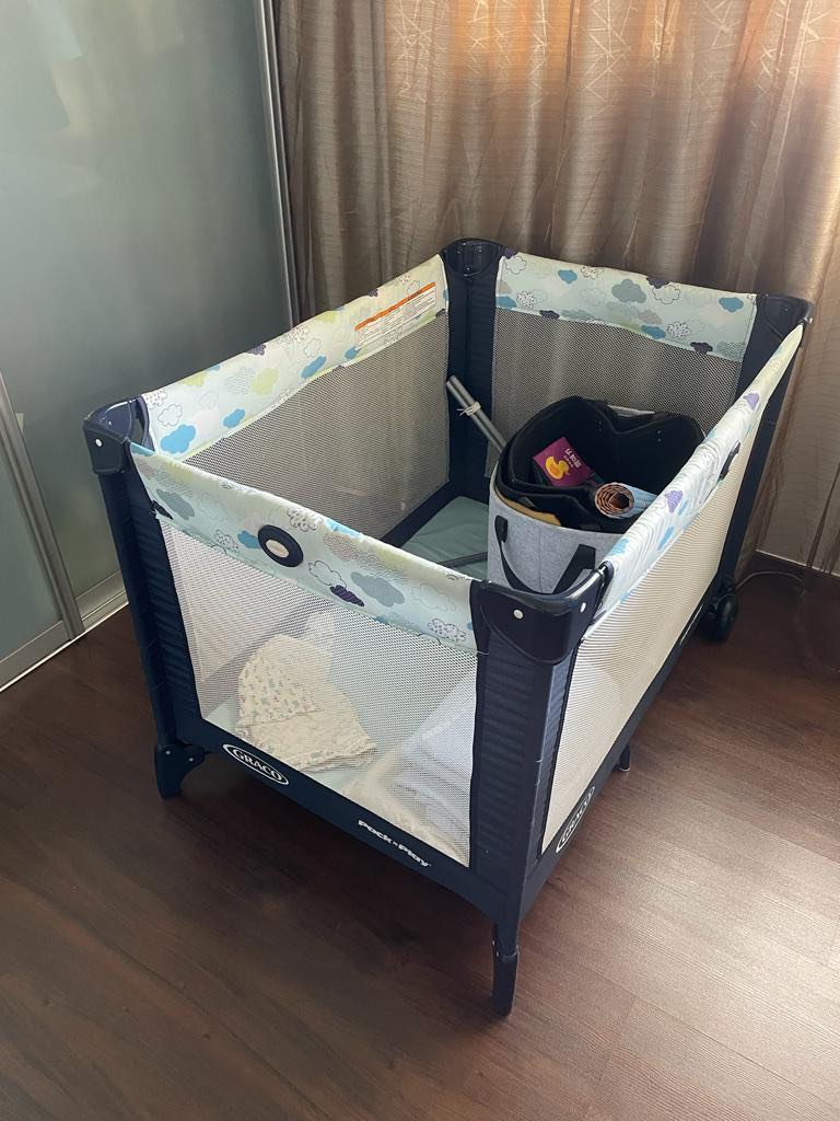 Graco baby cot, Babies & Kids, Baby Nursery & Kids Furniture, Cots & Cribs on Carousell