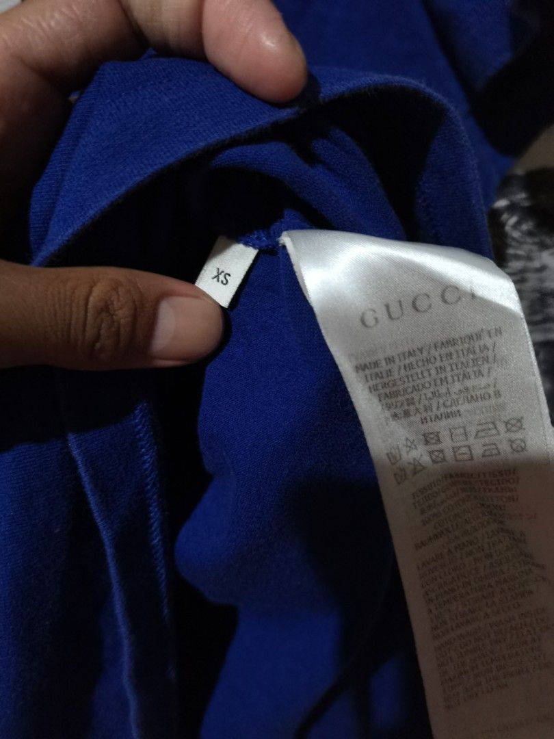Gucci Oversized Logo Print Cotton Jersey T Shirt Men Blue, Men's Fashion,  Tops u0026 Sets, Tshirts u0026 Polo Shirts on Carousell
