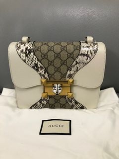 （分類：）位於 。 由 iamcarrielam 提交（商品編號 1220346192，圖片 1）。簡介： 。