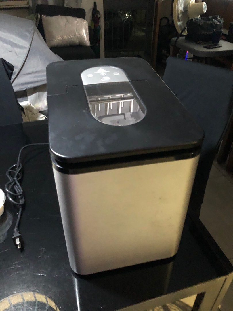 Hanabishi Ice Maker, Furniture & Home Living, Kitchenware & Tableware
