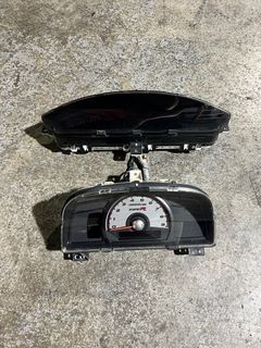 Honda Civic FD2 Type R original tachometer & speedometer