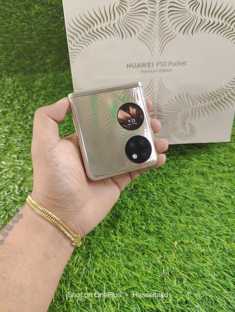 Huawei P50 Pocket Premium Edition 512gb 12gb RAM on Carousell