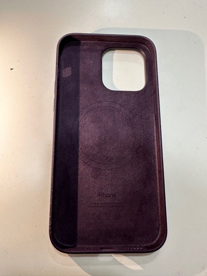 iPhone 14 pro max silicone case (Elderberry), Mobile Phones & Gadgets