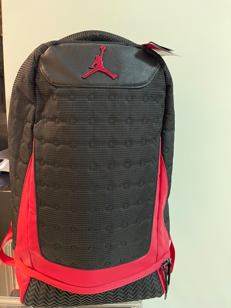 Jordan retro outlet 13 backpack red