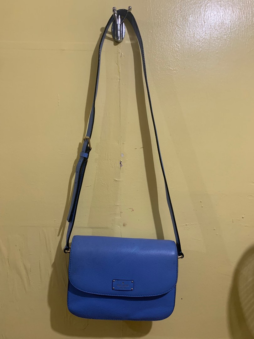 Kate Spade Box Sling Bag, Luxury, Bags & Wallets on Carousell