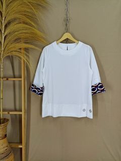 KOREAN TOP