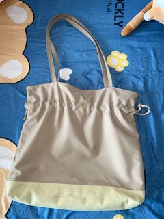 (Category: ) located in . Submitted by clothes_shopping (Listing ID 1220510161, Image 1). Description: .