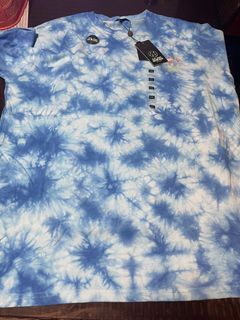 Maui & Son T shirt
