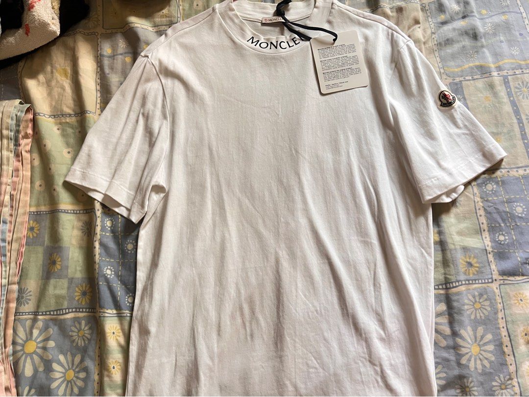Moncler Basic Tshirt (Category: Apparel) located in Singapore. Submitted by goldbelly (Listing ID 1220495944, Image 1). Description: Impulsive buy, been in storage tag still on.
