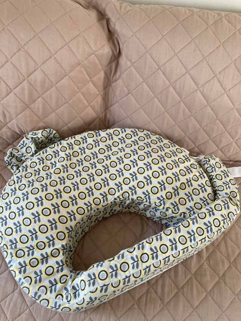 My Brest Friend Nursing Pillow, Bayi & Anak, Perawatan & Makanan Anak