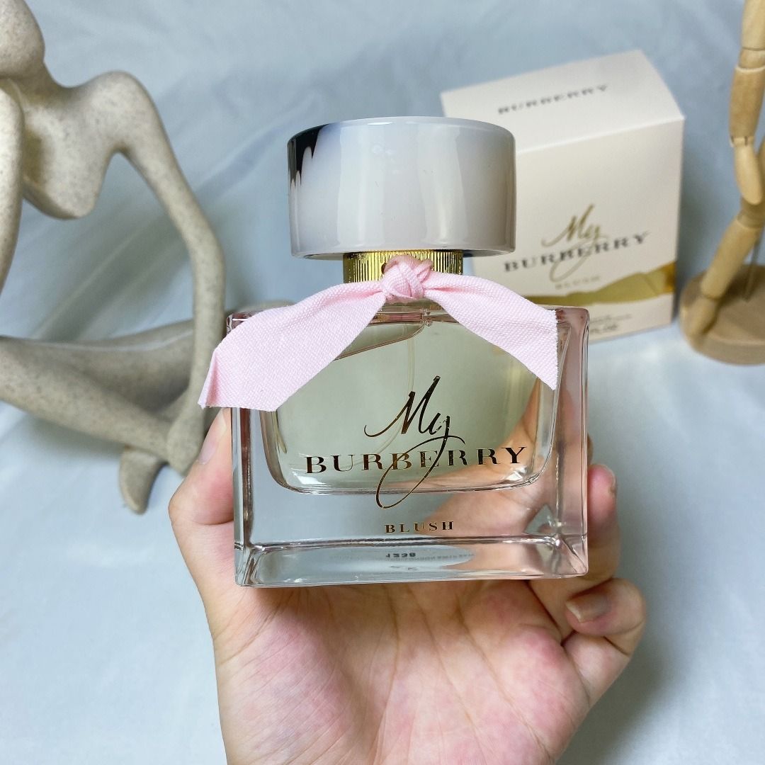 Blush burberry perfume top