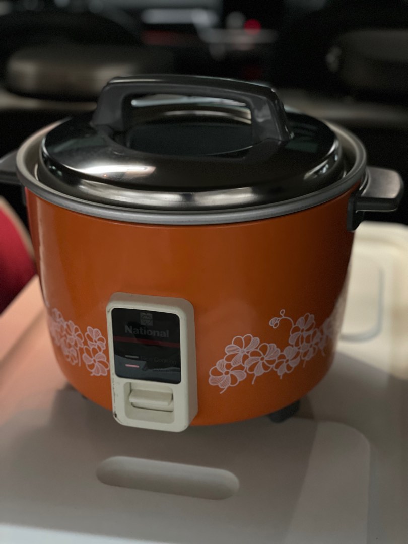 National brand rice cooker (traditional design), 家庭電器, 廚房電器, 鍋具 Carousell