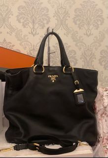 Nett PRADA Black Soft Calf Leather Shopping Tote Bag