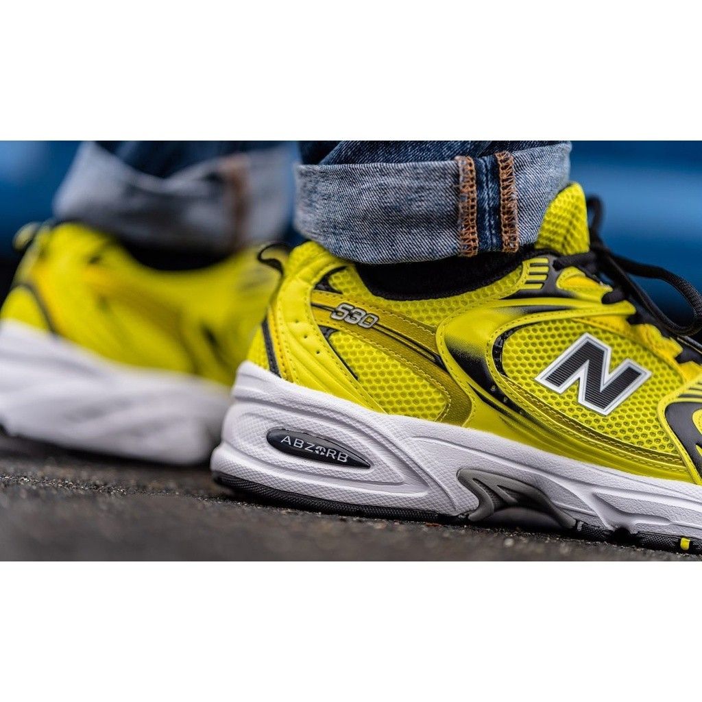 New balance 67 discount yellow