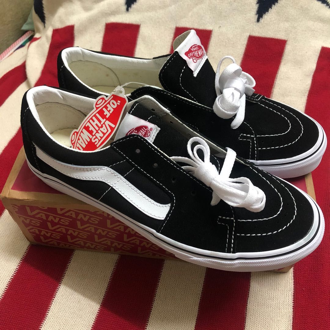 Vans low skate shoes discount