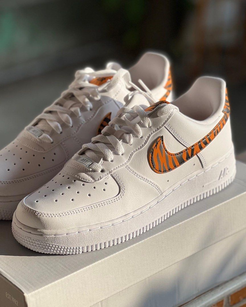 Womens nike air force sales 1 7 size 8