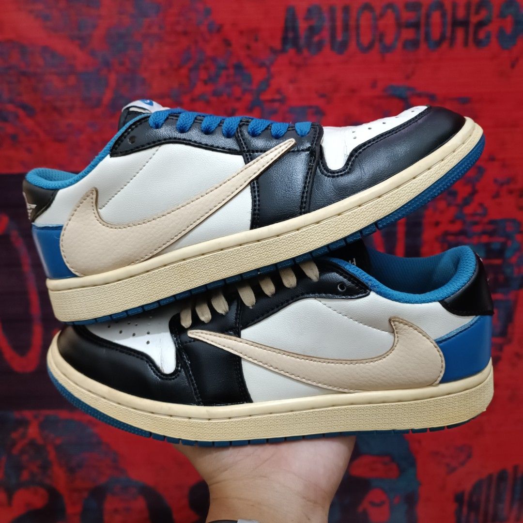 aj 1 low travis scott