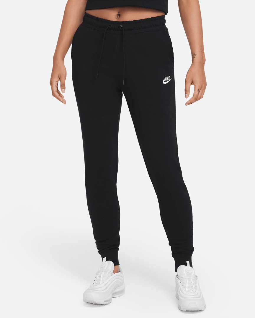 Nike Joggers, Women's Fashion, Activewear on Carousell