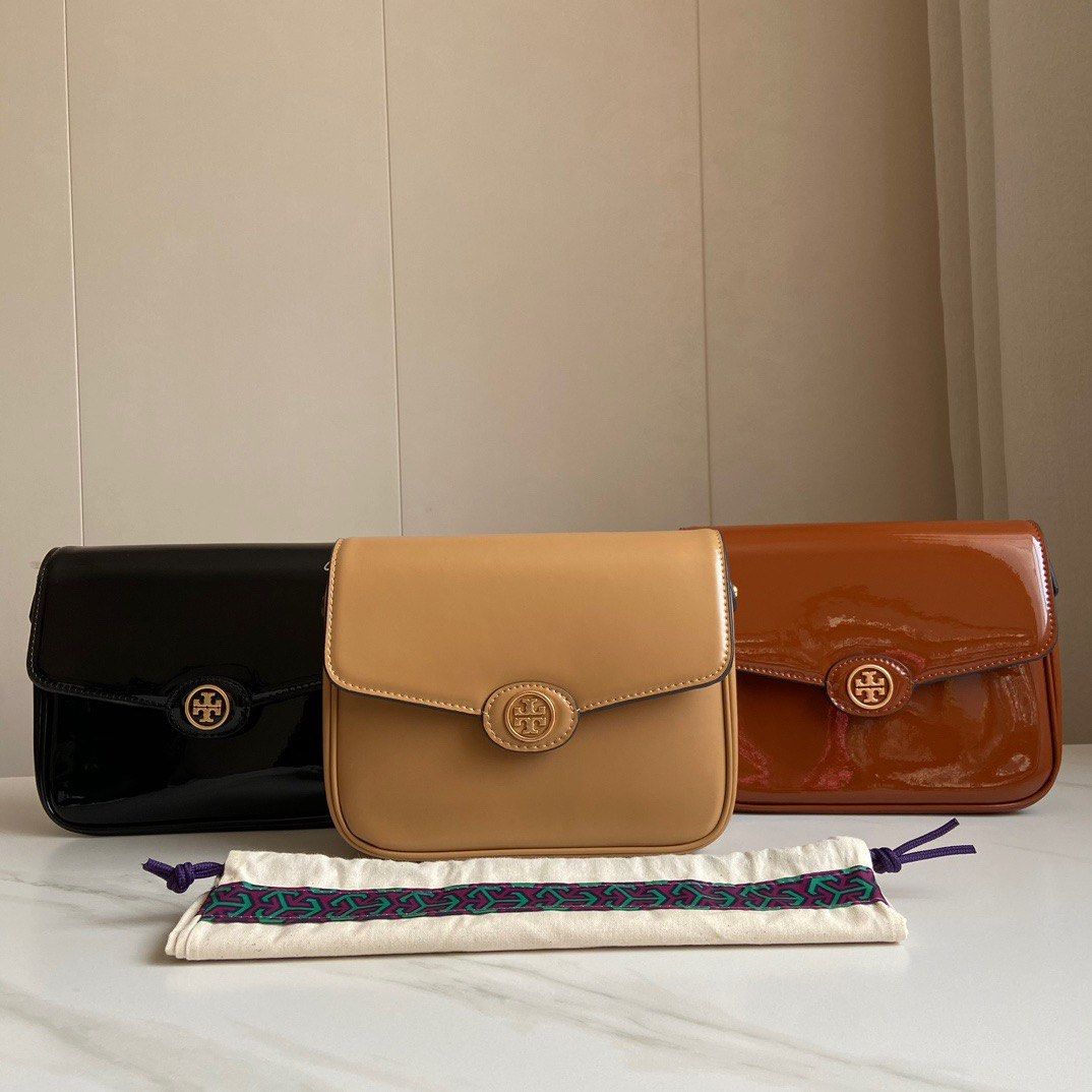 Tory Burch Robinson Mini Shoulder Bag, Women's Fashion, Bags & Wallets,  Cross-body Bags on Carousell