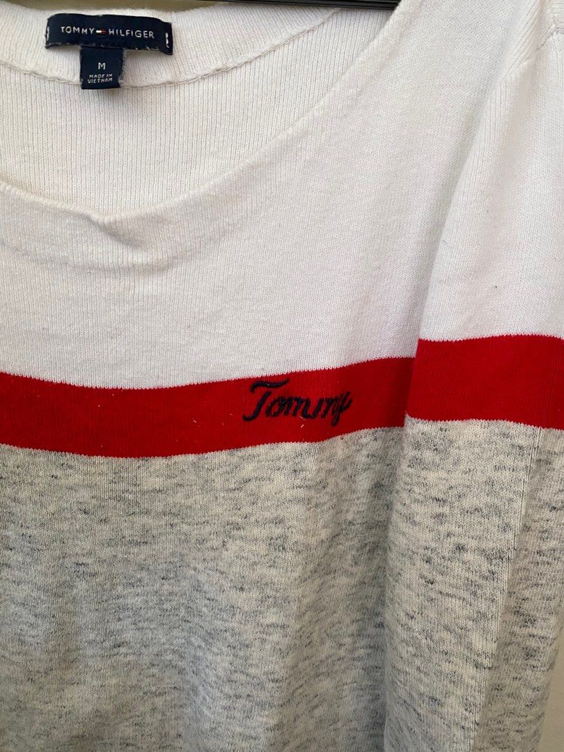 Original Tommy Hilfiger Knitted Sweater (Category: Longsleeves) located in Angono. Submitted by mclipio (Listing ID 1220354953, Image 3). Description: Original Tommy Hilfiger Knitted Sweater Material: Cotton Size: Medium - Original, bought in the US - Used once only - For Medium to Large body frame - Very good condition / No flaws Pick up or Delivery: c/o buyer thru Grab, Lalamove, Angkas, LBC or JRS Location: Makati / Rizal.