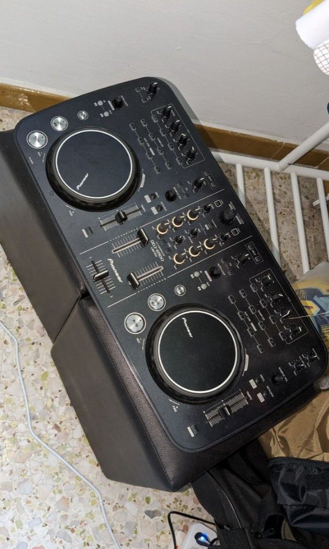 Pioneer DDJ-ERGO-K 希少】Pioneer DDJ-ERGO-K DJコントローラー 希少