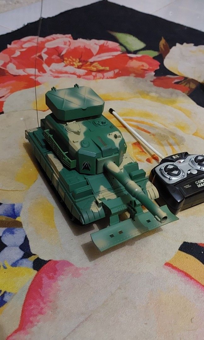 Real Battle Tank OKER Brand Scale 1:26, Hobbies & Toys, Toys & Games on ...