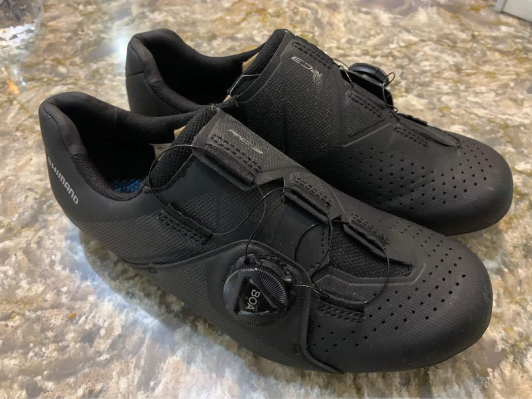 Shimano RC3 road cycling shoes Sz 38, Sports Equipment, Bicycles